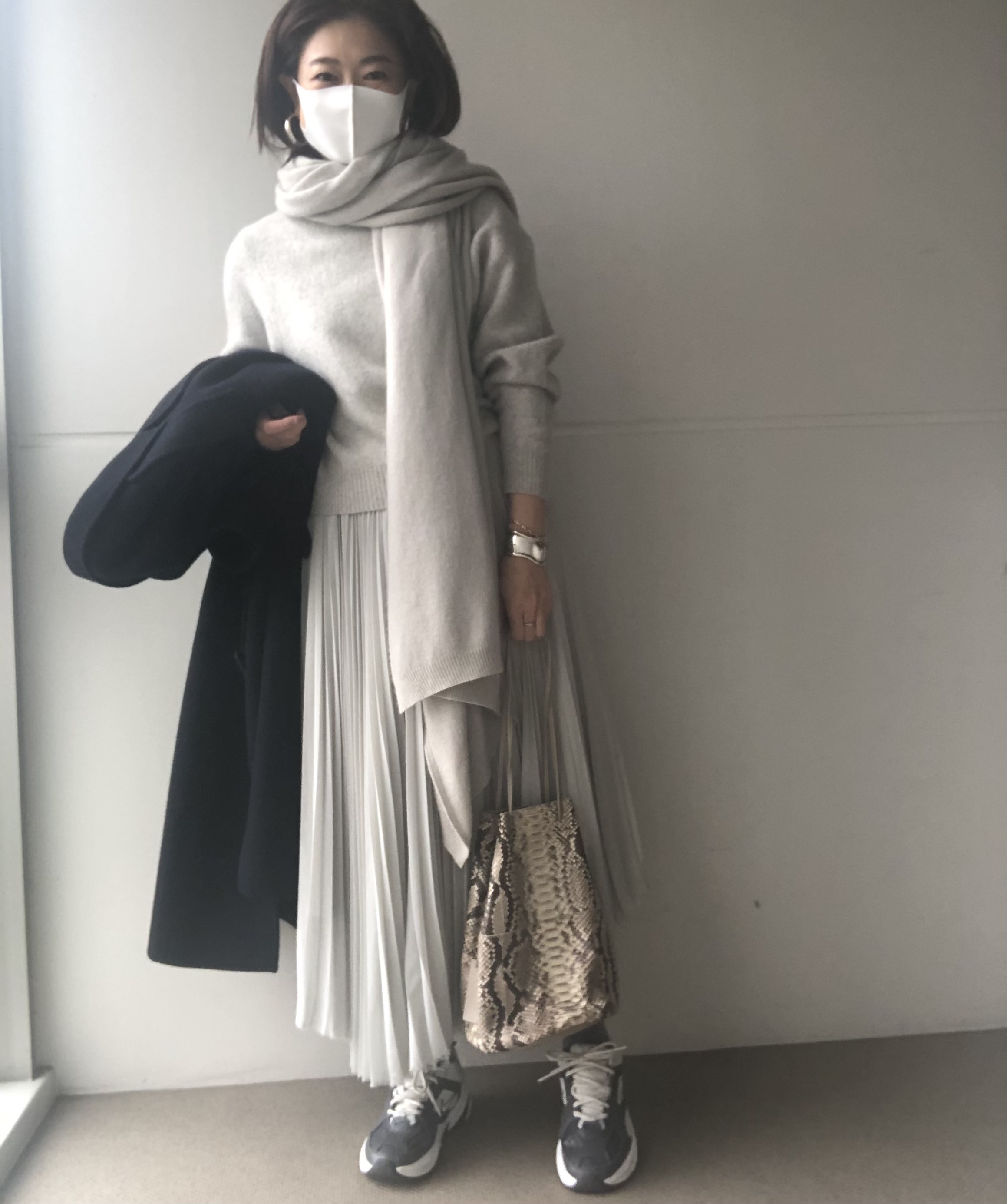 女っぷりが上がります!冬も「夏の薄軽ボトム」を大活用【教えて!エディター三尋木奈保さん!#11】_1_5