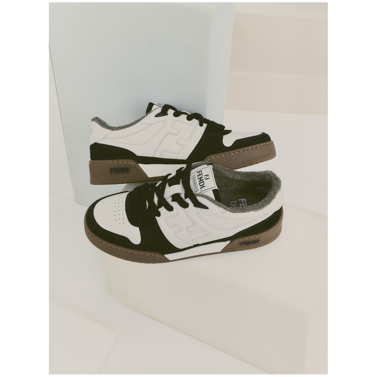 FENDI MATCH白×黒