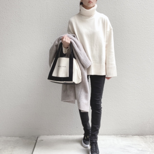 H&Mの タートルネックセーター,ZARA KIDSのブラックスーパーストレッチスキニーデニム