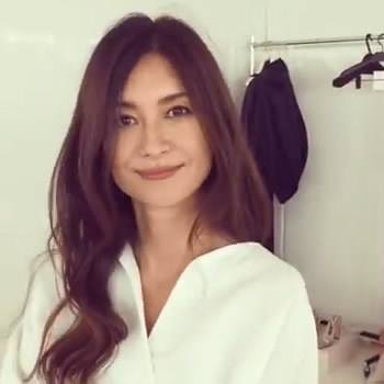 マリソル18年6月号メイキングムービー 撮影前のブレンダの表情を楽しんで ファッション誌marisol マリソル Online 40代をもっとキレイに 女っぷり上々