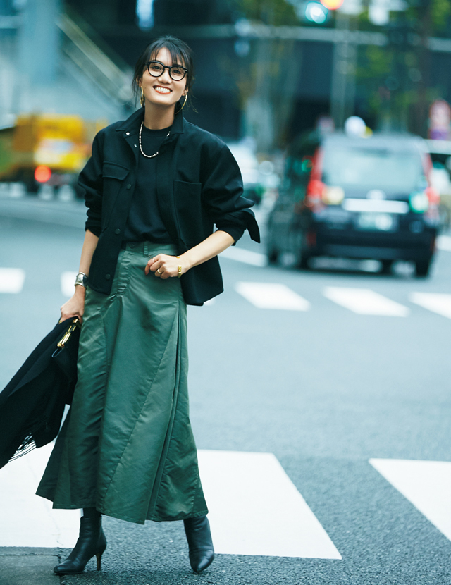50代冬のおしゃれは「ロングスカート」が最強!女らしさもかっこよさも