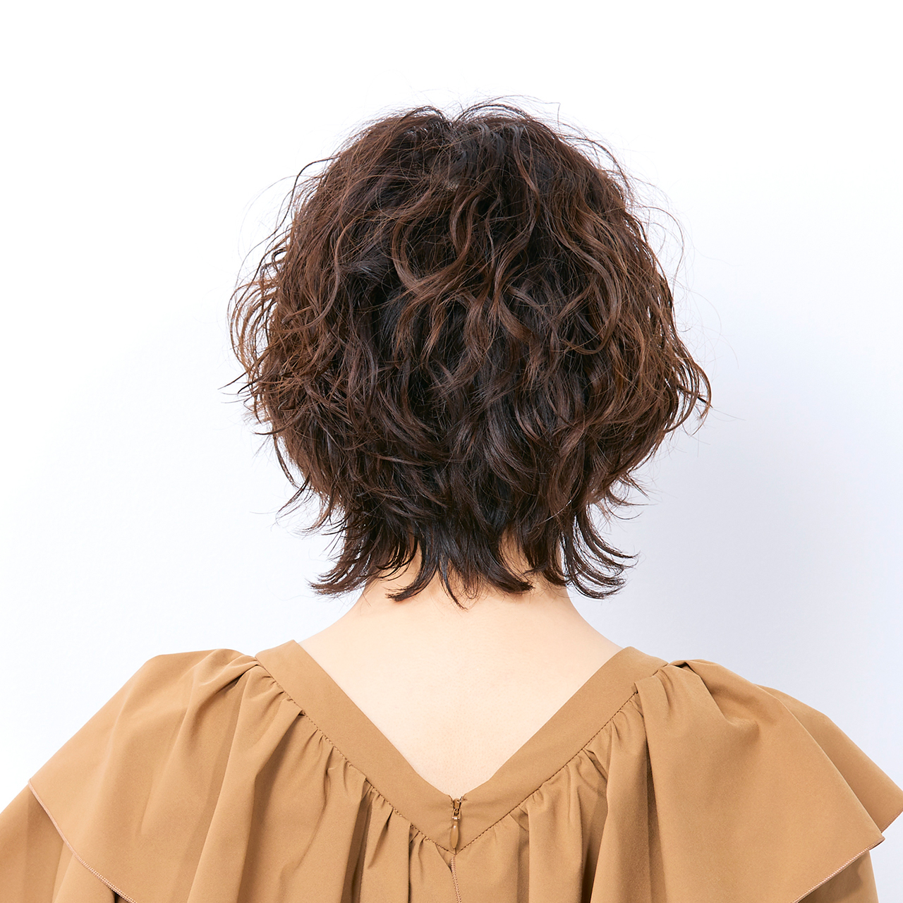 後ろから見た人気ランキング8位のヘアスタイル