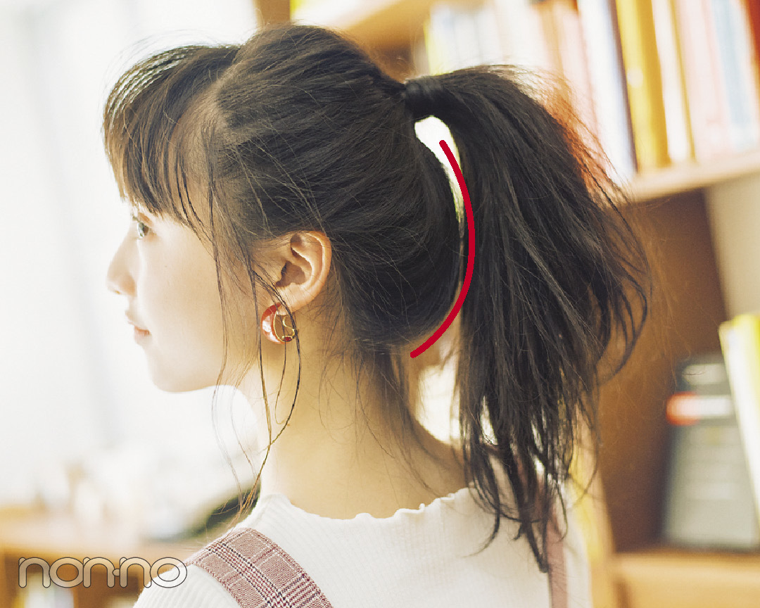 ロングヘアの#彼女感なまとめ髪♡ ポニテ×後れ毛で簡単アレンジ!_1_4
