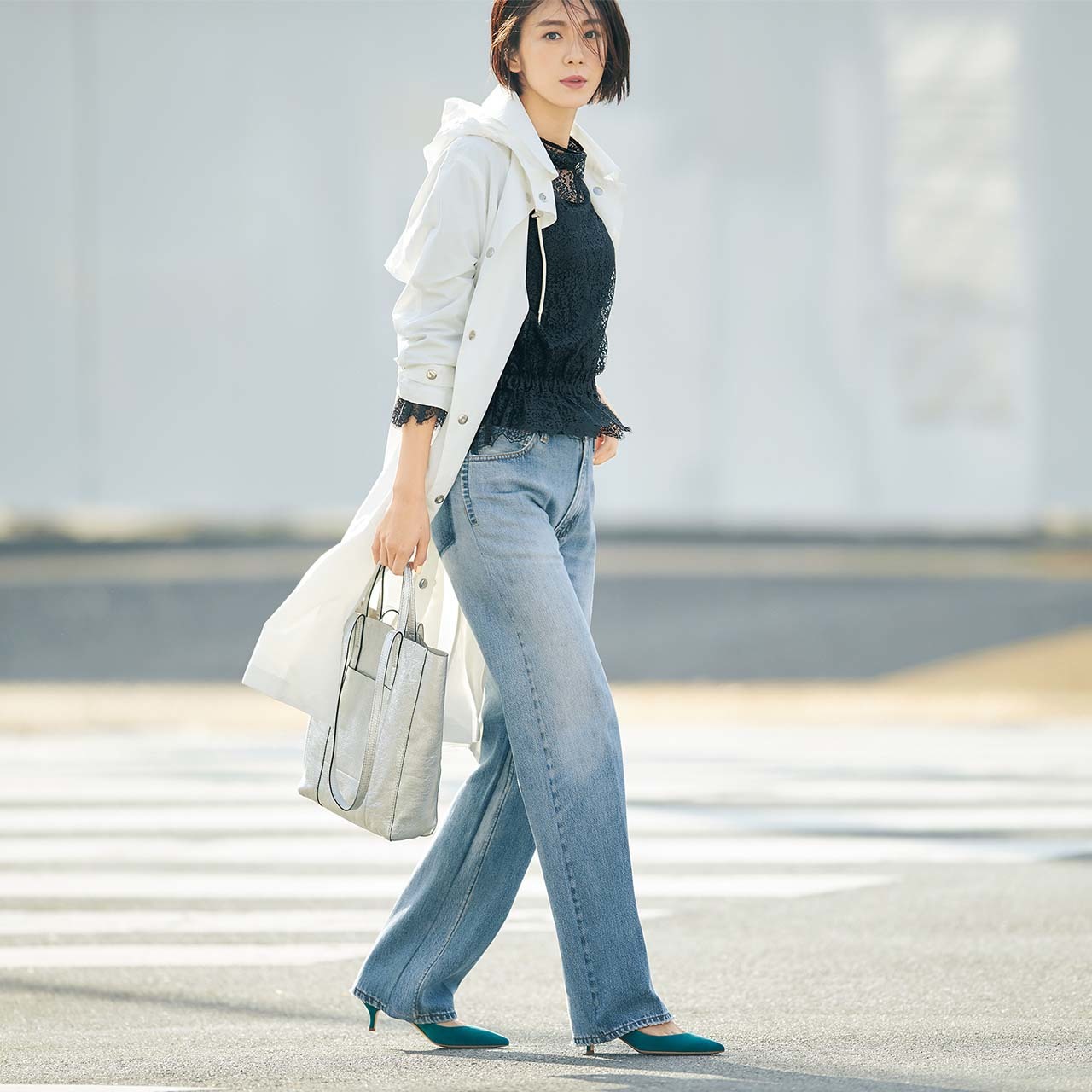 今春のトレンド スポーツテイスト はレースアイテムとmixで着る ファッション誌marisol マリソル 40代をもっとキレイに 女っぷり上々