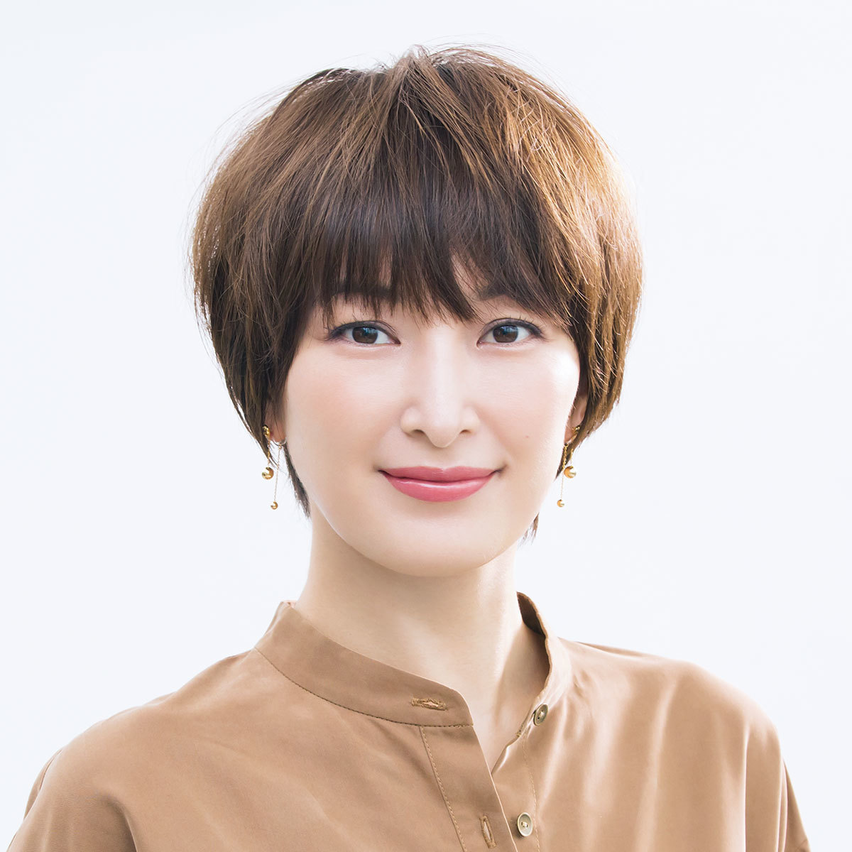ショートヘア