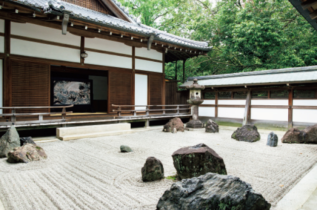 京都の皇室ゆかりの社寺 石清水八幡宮の石庭