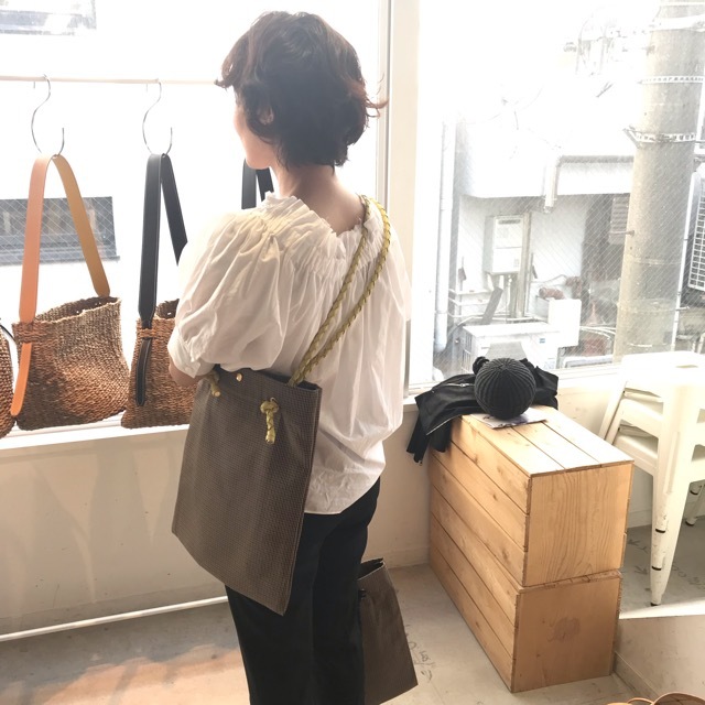 イメージモデルのかこさん♡
マリソル美女組をされてたお方です♡
かこさんの後ろ姿に目がハートになり購入を、即決
