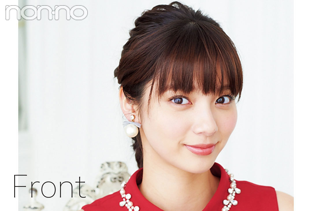 大人フェミニンな三つ編みでフォーマルに! ドレスの日のヘアアレンジ_1_2
