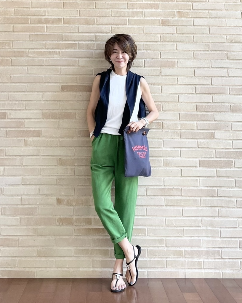 大草直子流 おしゃれ見えアイテム7 って ファッション人気ランキングtop10 Web Eclat 50代女性のためのファッション ビューティ ライフスタイル最新情報