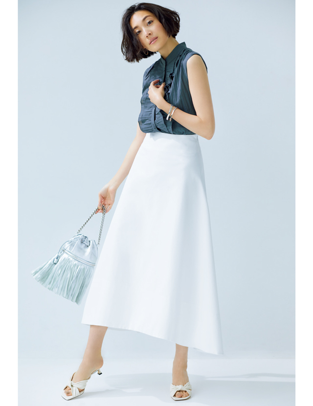 白ロングスカート