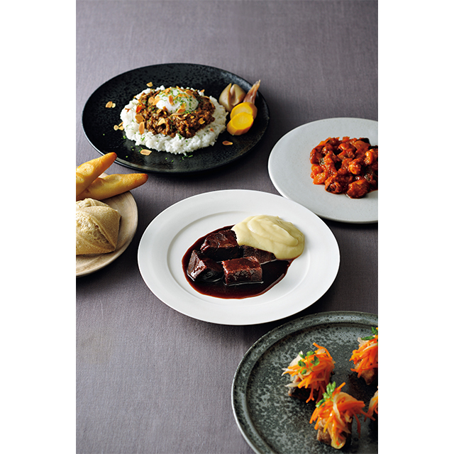 フレンチ&カレーの ほどよいミックス感が魅力。 ジビエもエレガントです