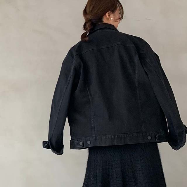 「ユニクロ」のデニムジャケット(メンズ) ¥3,990