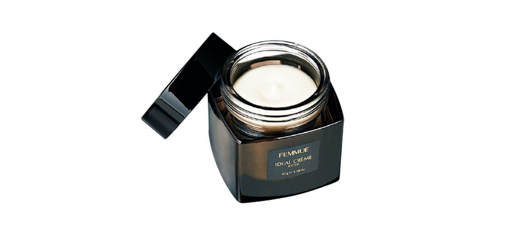 ファミュ アイディアルクリーム リッチ 45g¥11,800/アリエルトレーディング