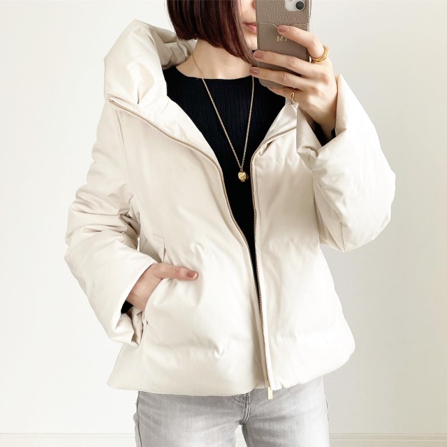 ショールカラーが可愛い ショート丈ダウン Tomomiyuコーデ ファッション誌marisol マリソル 40代をもっとキレイに 女っぷり上々