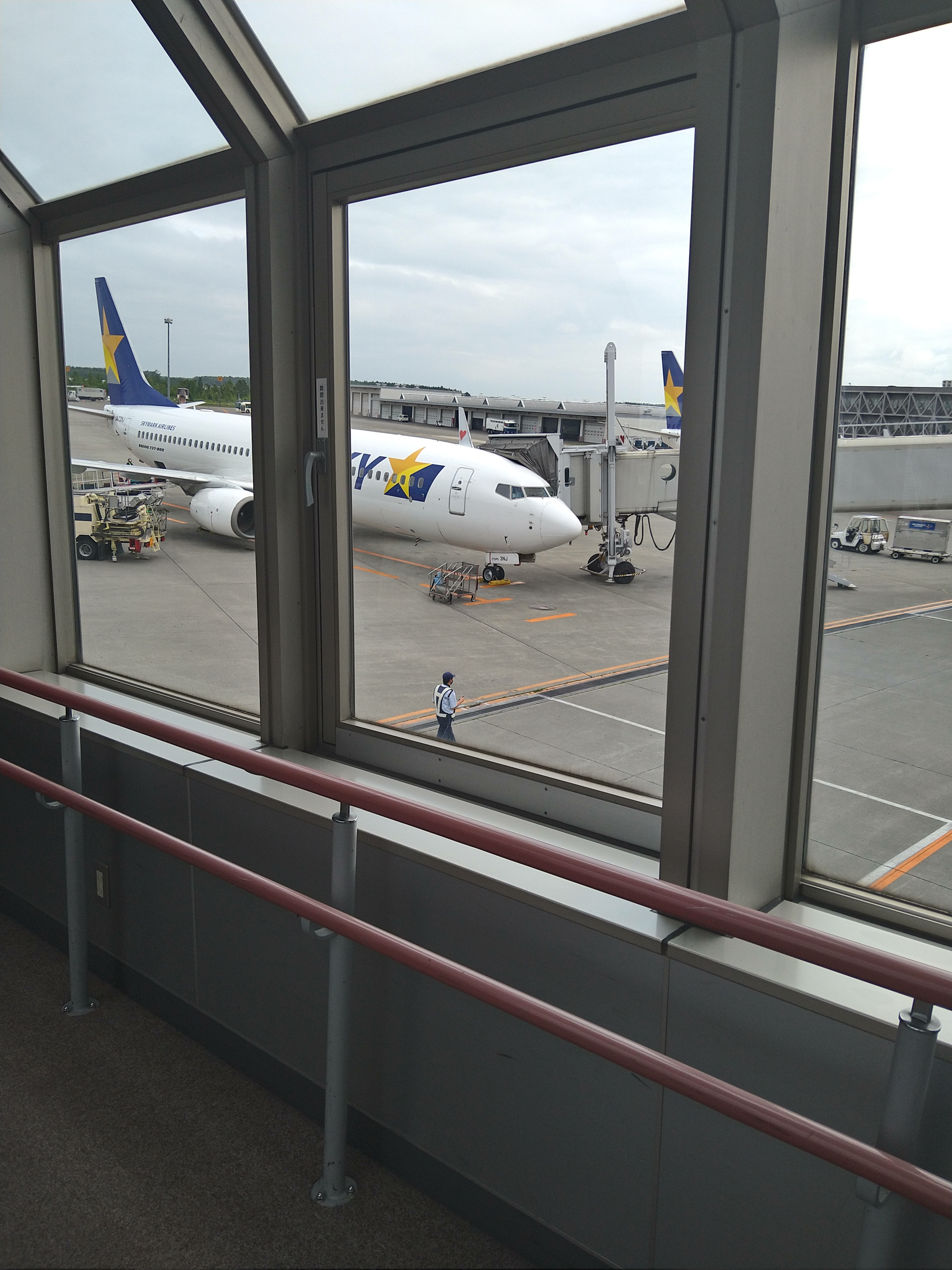 飛行機ってみるだけでわくわくしますよね!