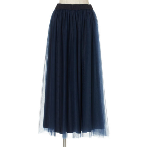 大人気シリーズに新色が登場 E By Eclat の大人チュールスカート Web Eclat 50代女性のためのファッション ビューティ ライフスタイル最新情報