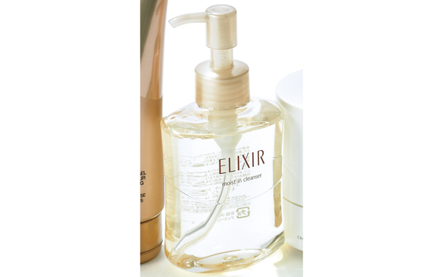 【メイク落とし】エリクシール シュペリエル モイストイン クレンズ 140ml ¥1,800(編集部調べ)/エリクシール