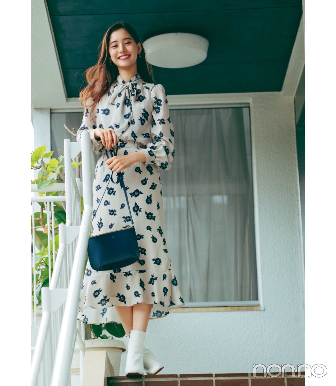新木優子×新しいこと始まる秋服。「ボウタイとフリルが外せない」_1_4