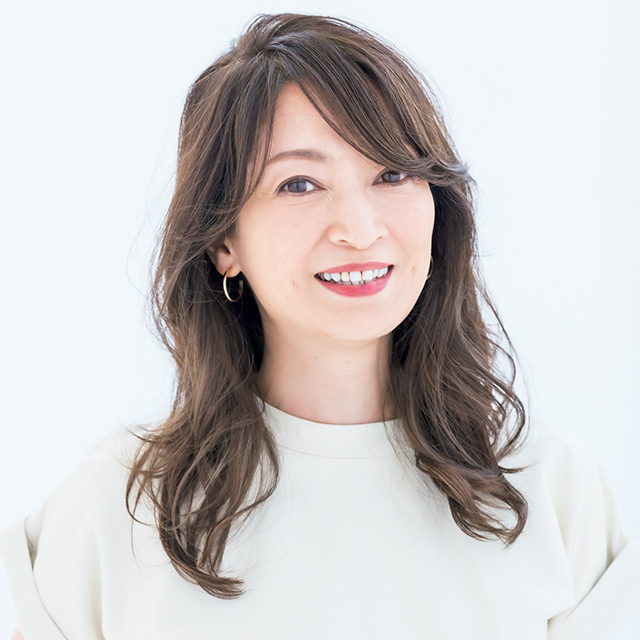 小顔補整ロングヘア
