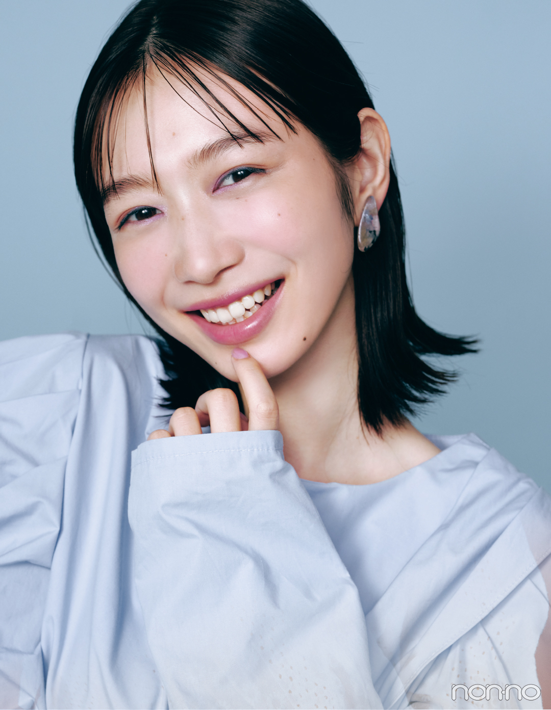 トレンド4+定番3がベスト! ブルべさんが毎日イメチェンできる鉄板コスメは?_1_2