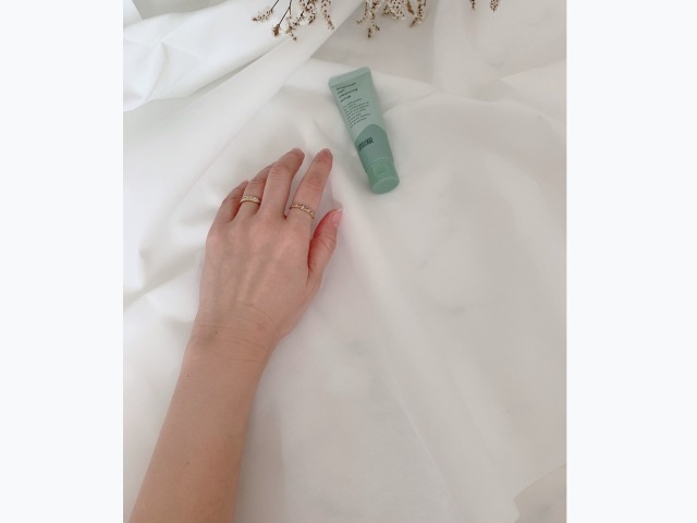 ロングルアージュの"ネイルクレンジングスクラブ"