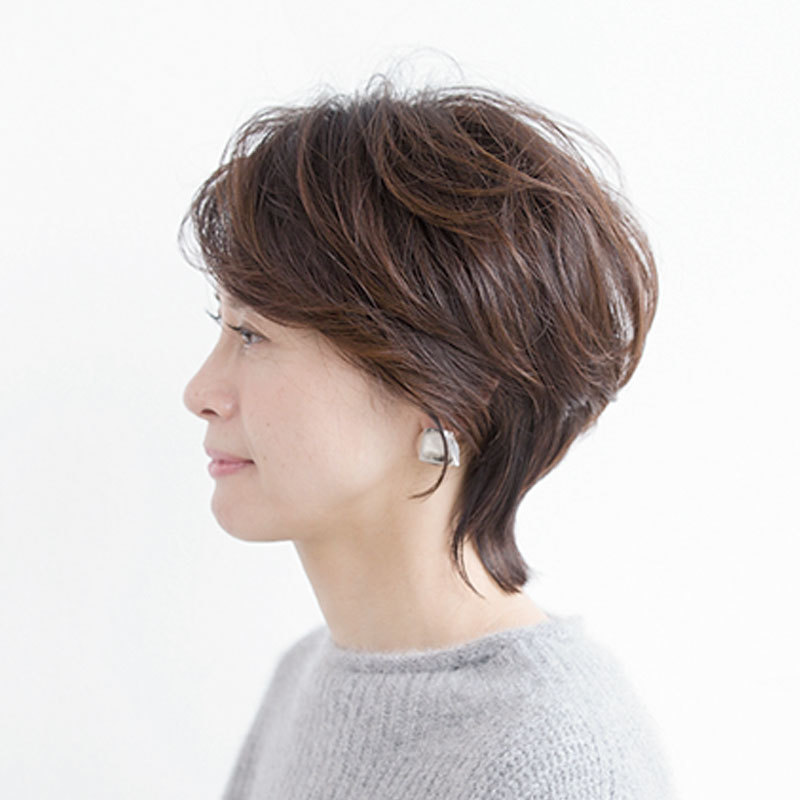 人気持続中の長めショートはアレンジの幅があるのが魅力 40代のショートヘア ファッション誌marisol マリソル 40代をもっとキレイに 女っぷり上々