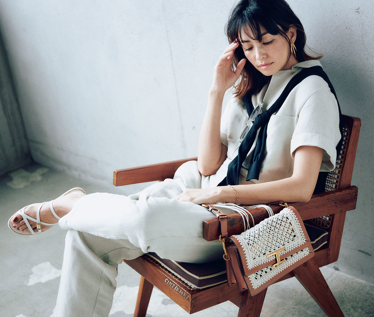 アラフォーを美しく見せるベージュが軸の秋ファッションまとめ 40代ファッション ファッション誌marisol マリソル 40代 をもっとキレイに 女っぷり上々