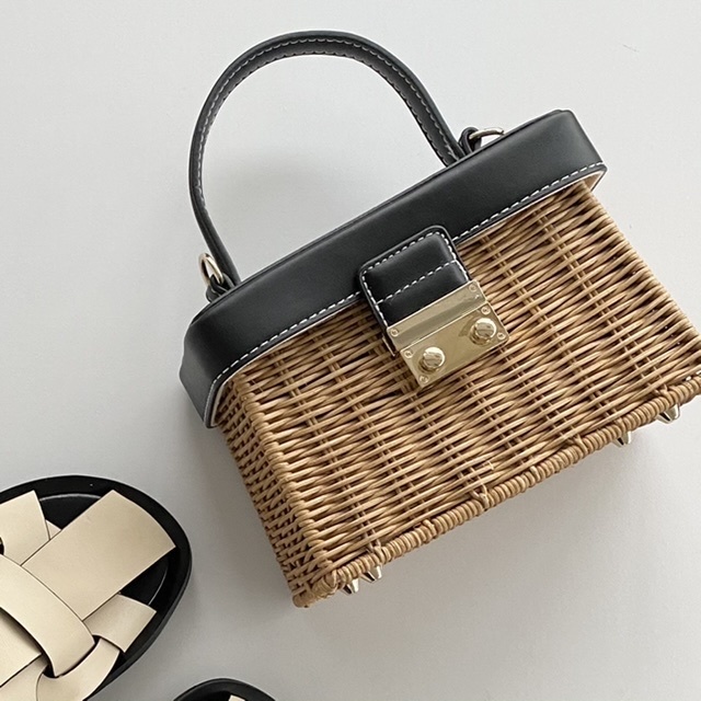 ZARA かごバッグ