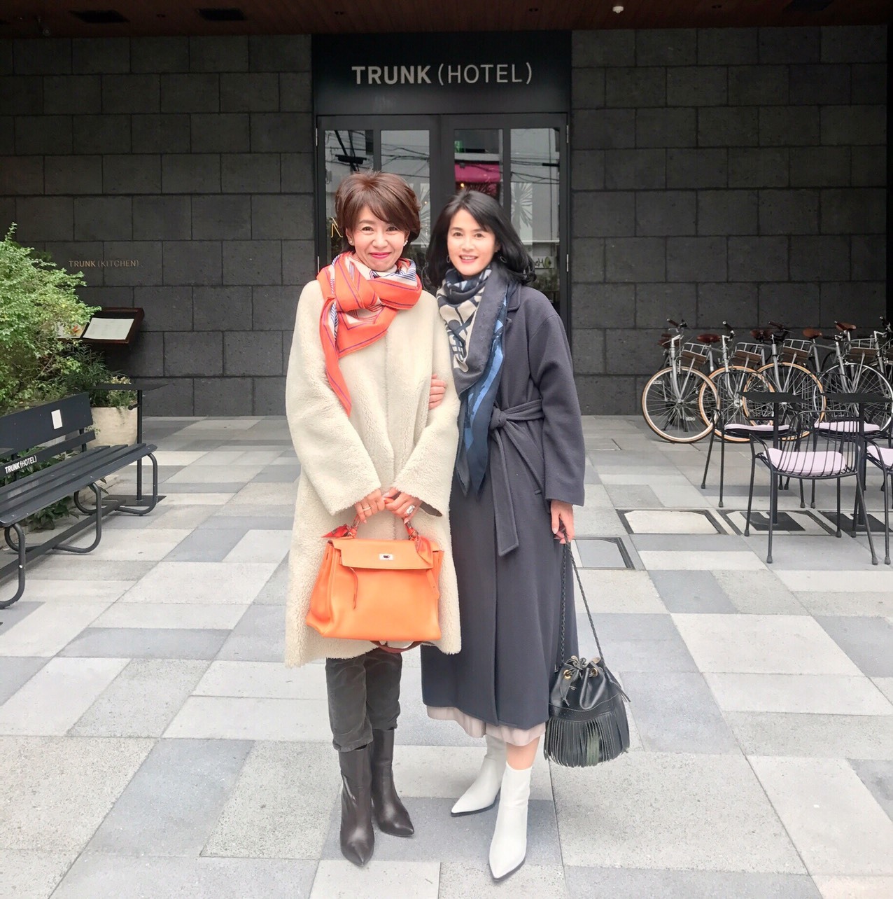 とろみワンピと白ブーツでマンネリ脱却 華組 有村一美のブログ 華組ブログ Web Eclat