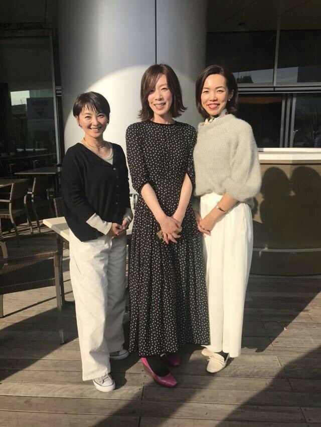 「〇っきー」繋がり(#^^#)
念願の3人集合♪
笑顔が素敵な♡マリソル美女組の先輩
左 「No.117 みっきー」さん
真ん中 「No.93 ゆっきー」さん