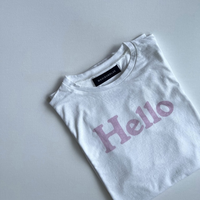今年の白TシャツはMADISONBLUEのHELLO Tシャツが仲間入り!_1_1