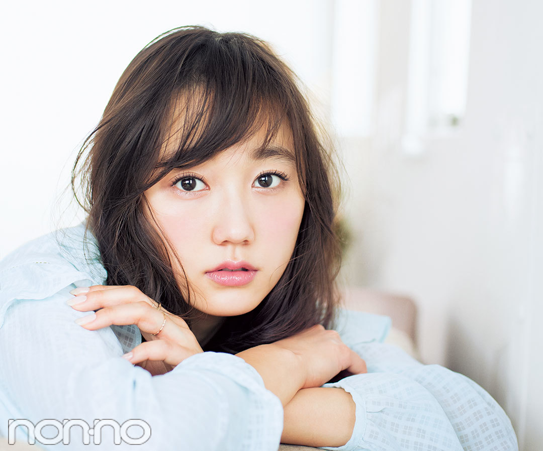 本命彼女になりたいなら 正解は はかなげ アイメイク 超ていねい解説でまるわかり 彼ができる顔大研究 Non No Web ファッション 美容 モデル情報を毎日お届け