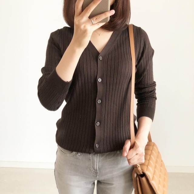 ワイドリブVネックカーディガン DARK BROWN
