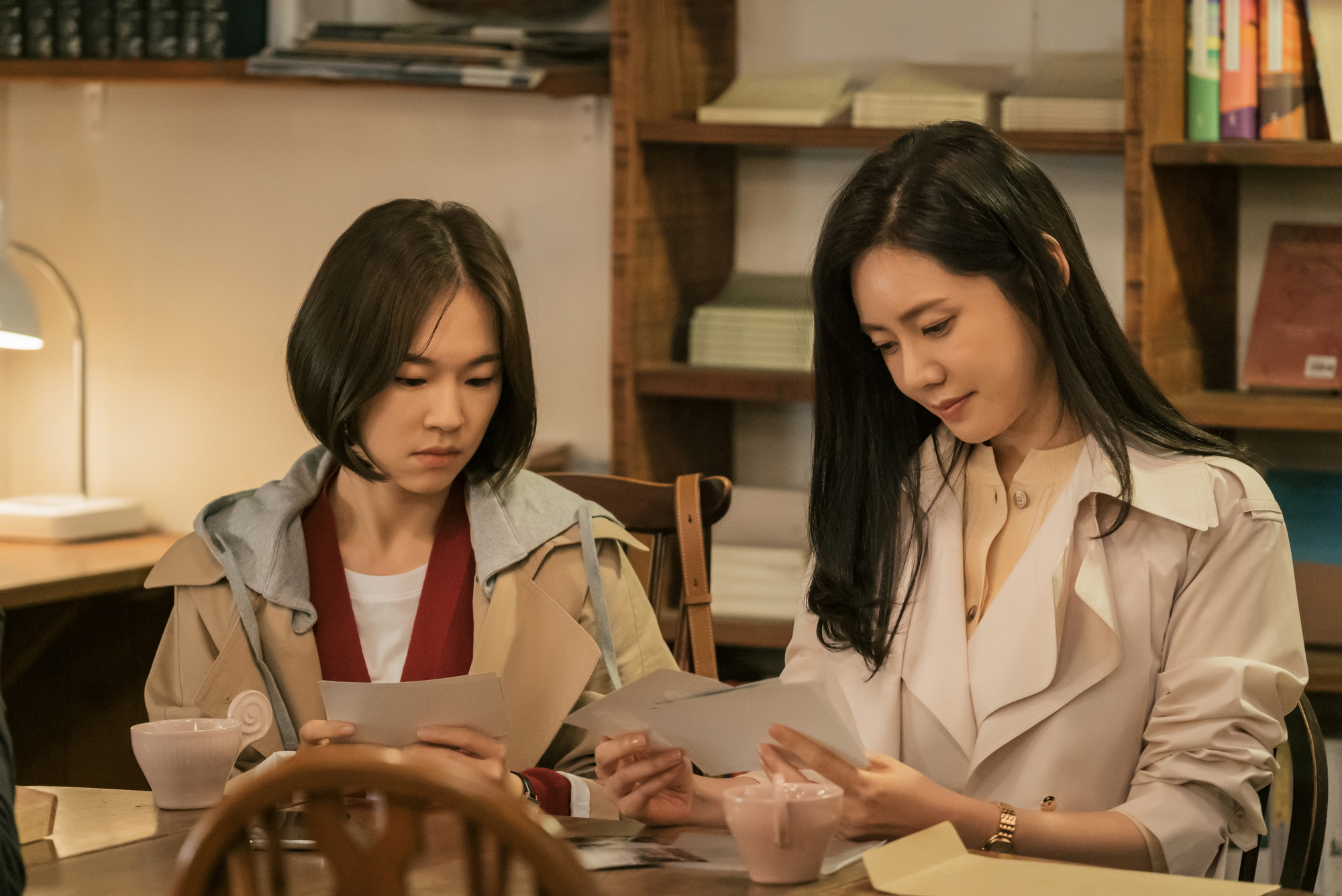 心に響く韓国ドラマ「私たち家族です～My Unfamiliar Family～」、主演キャストの想い ファッション誌Marisol(マリソル) 40代をもっとキレイに。女っぷり上々！