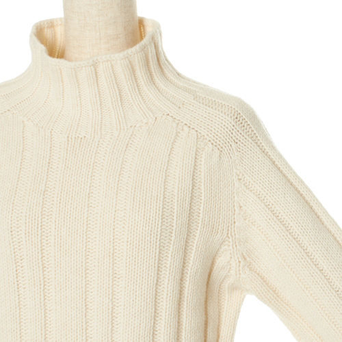 MARGARET HOWELL タートルネックニット ¥43,000+税