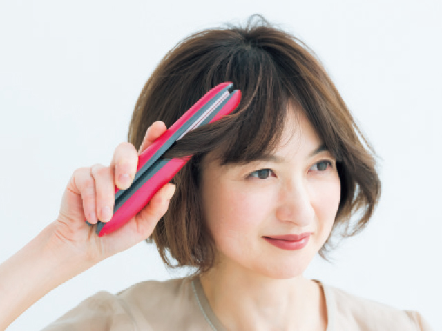 ストレートアイロンで外巻きに