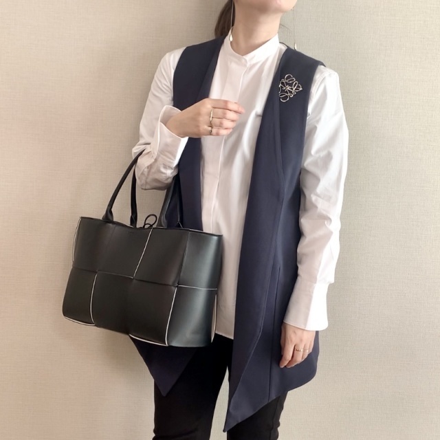 ■ZARA オーバーサイズベスト 4,990円