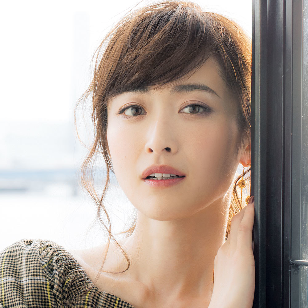 清潔感があって、目ヂカラもある!遊び心と大人の色気が交錯するモーブアイ_1_3