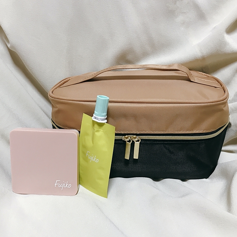 Fujikoの新作デュアルクッションとあぶらとりモバイルをMarisolの付録のマルティニークのコスメポーチに入れて愛用!