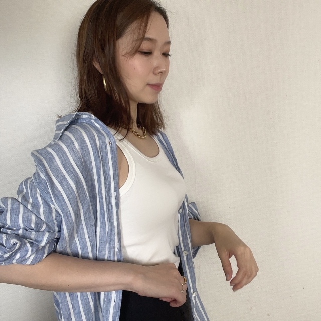 夏の主役!上質リネンシャツとスタメンインナー_1_8