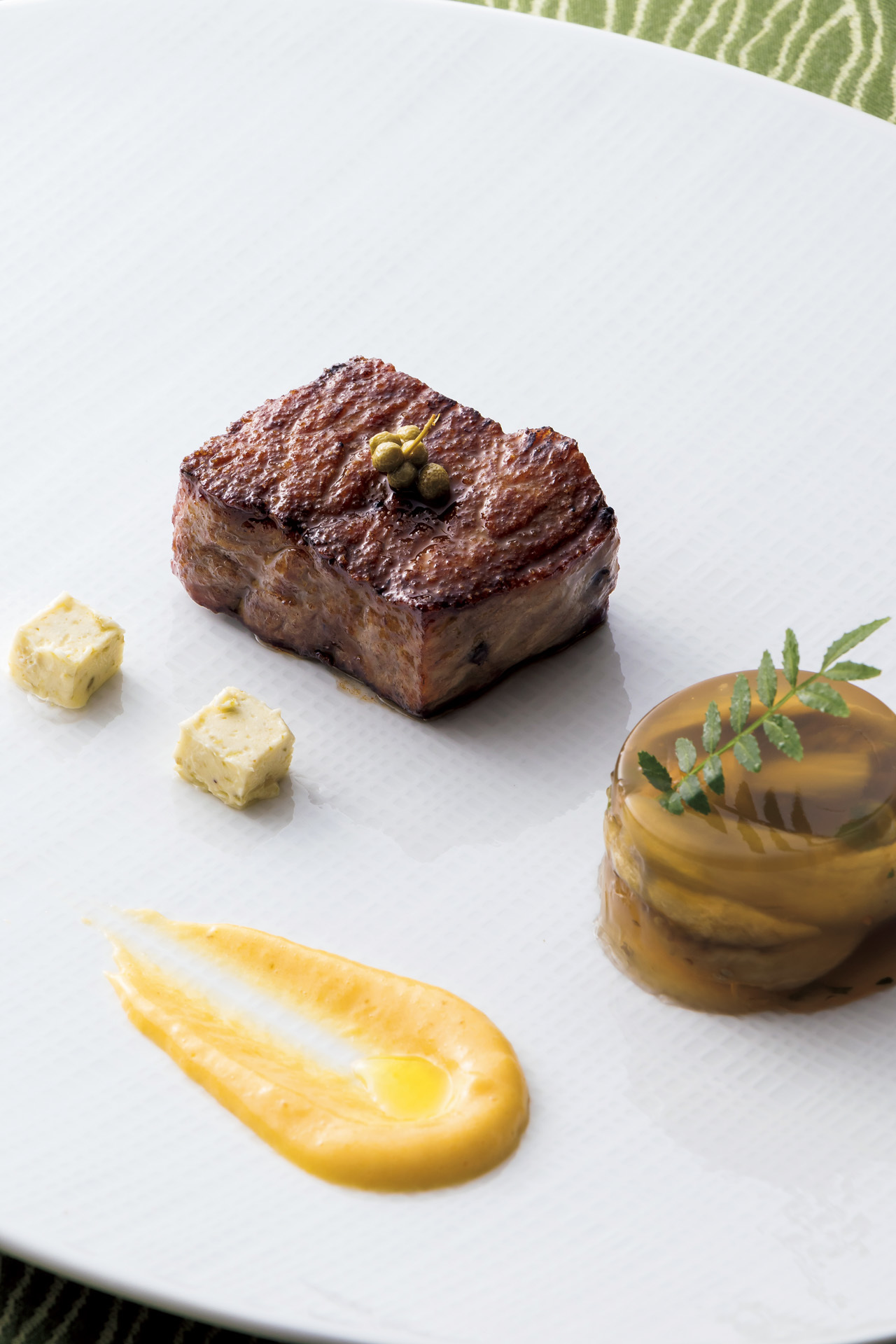 伊勢湾の魚介や松阪牛。 地元素材をフランス料理で ザ・ひらまつ ホテルズ&リゾーツ 賢島 _1_4