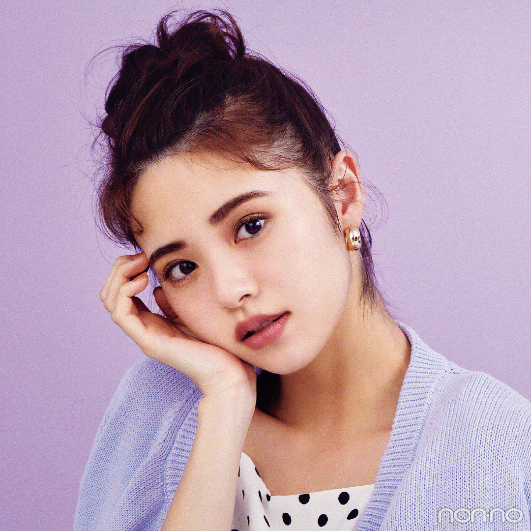 3点カールでおしゃれ見え おだんごヘアアレンジの鈴木ゆうか