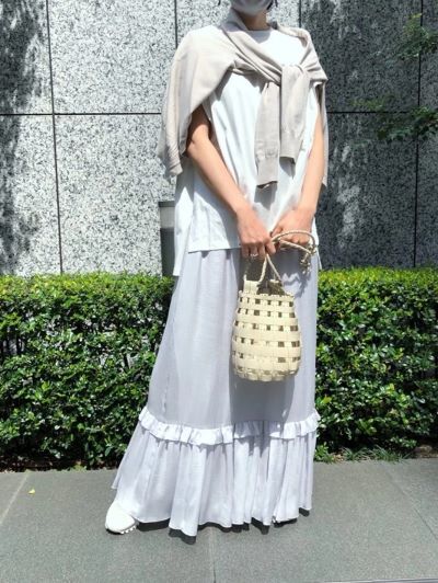 徳原文子×eclat フリルスカート ¥22,000