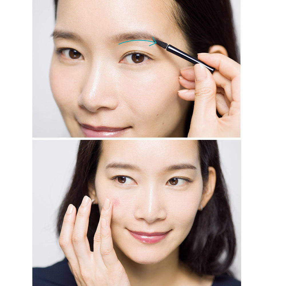 ブラウンのアイパレットで眉&アイメイク。締め色をチップに取り、眉下のラインを引く。目もとも締め色を上の 目のキワ&下目じり側1/3に。チーク&リップはマルチカラーを使用。頰の高い部分に指でなじませ、唇はじか塗り。
