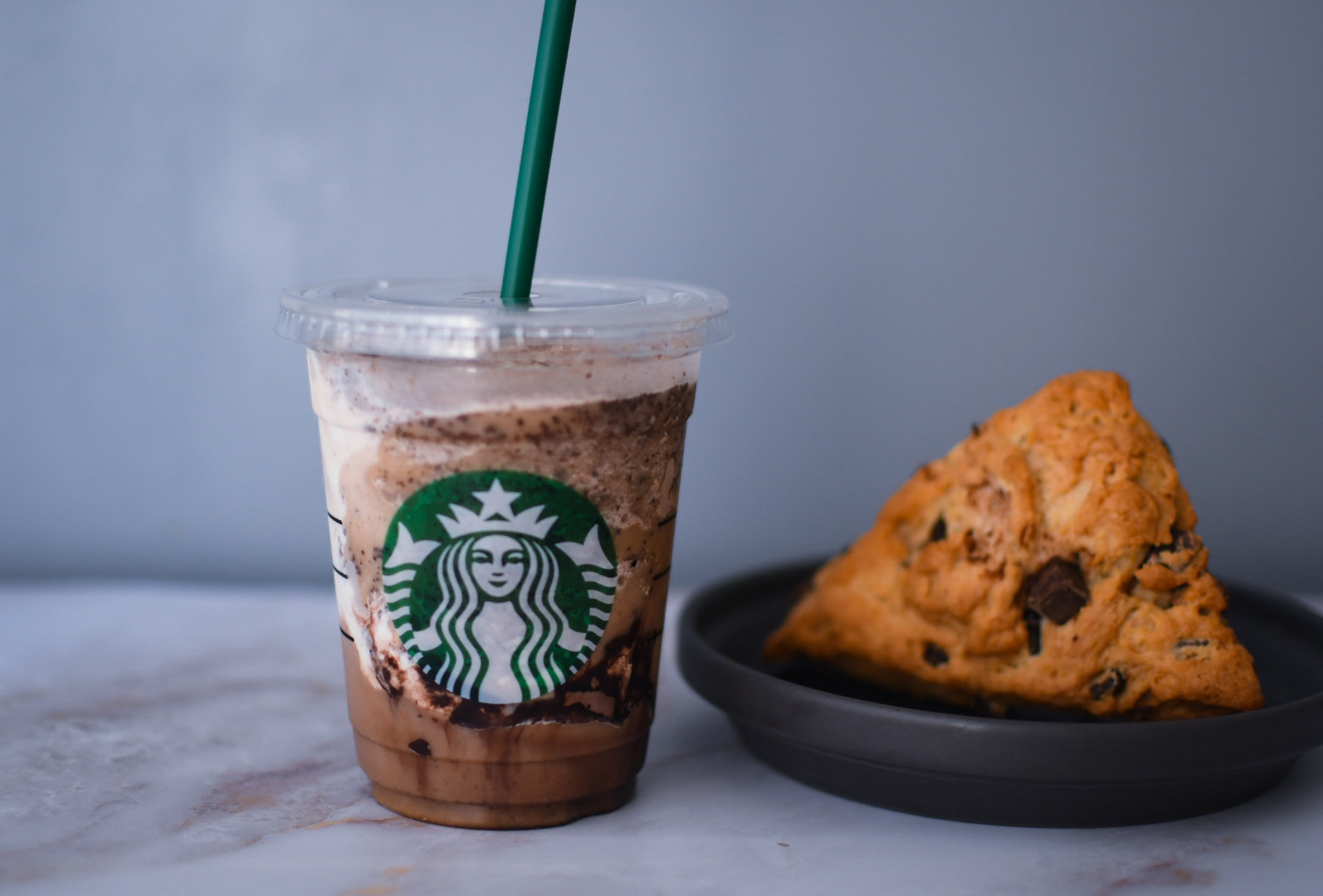 Uber Eatsでチャイオーダーしたスターバックスコーヒーの「チャイ チョコレート フラペチーノ®」