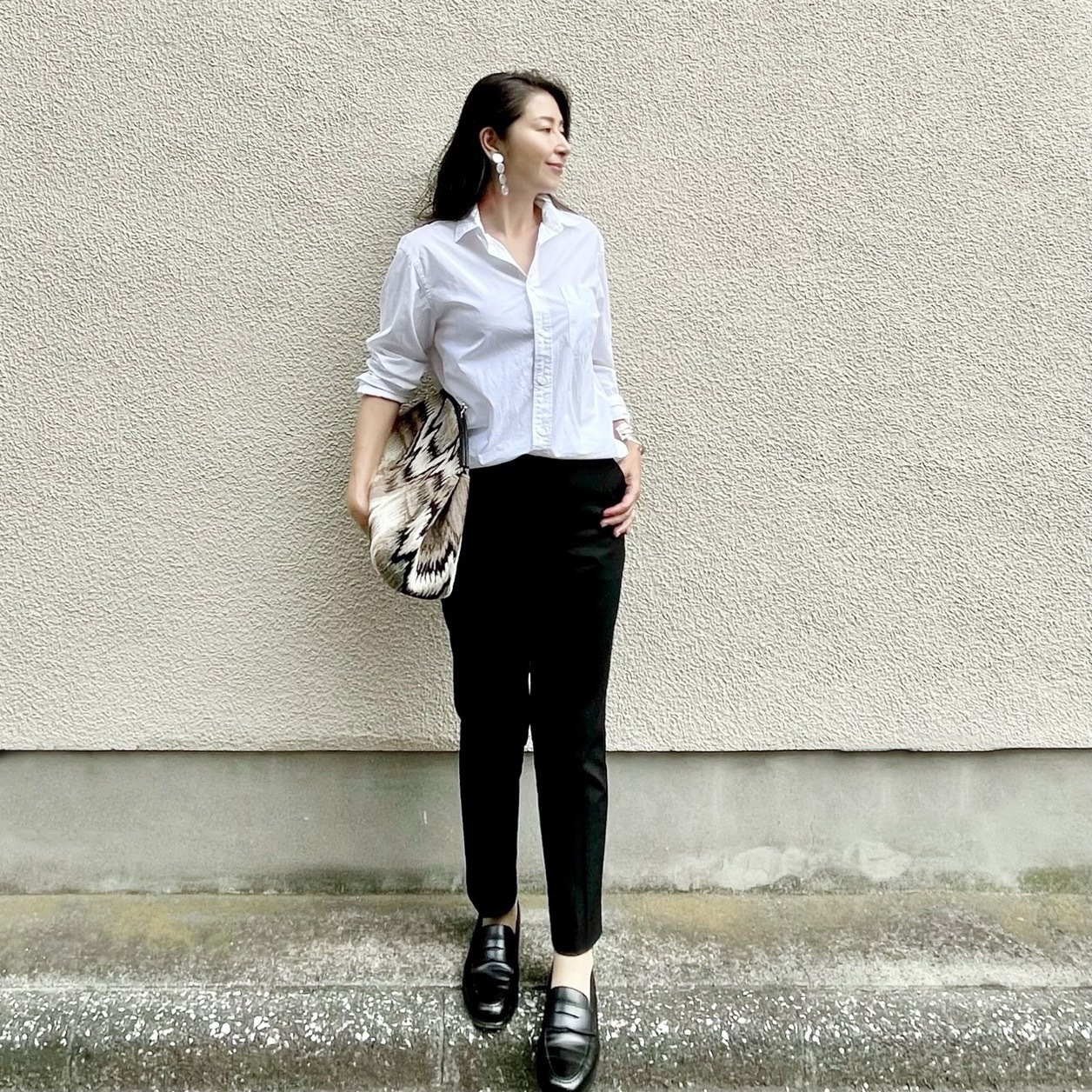 おしゃれプロがこぞって着ているカーディガンとは 人気記事週間ランキングtop10 Web Eclat 50代女性のためのファッション ビューティ ライフスタイル最新情報
