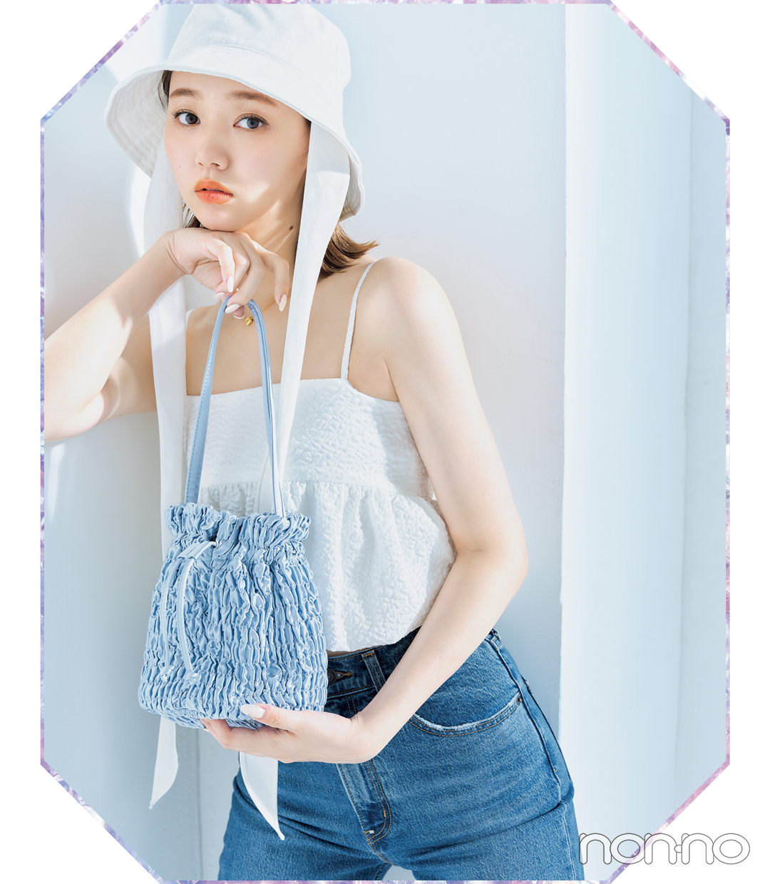 江野沢愛美の絵になるバッグモデルカット1−1