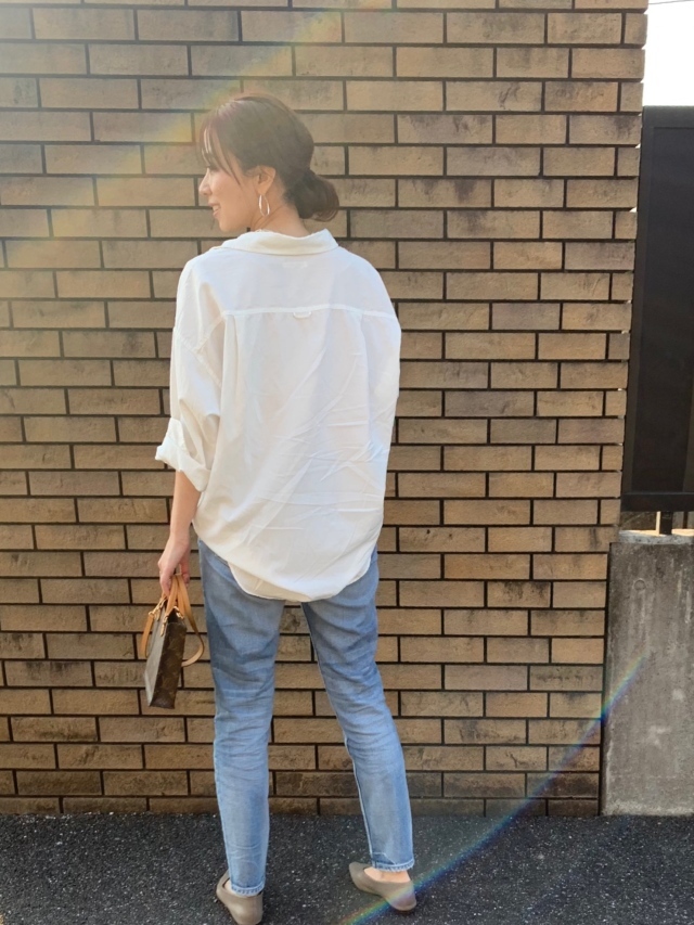 この春のHIT服「シャツ」をアラフォーはこう着る!最旬シャツコーデまとめ|40代ファッション_1_25
