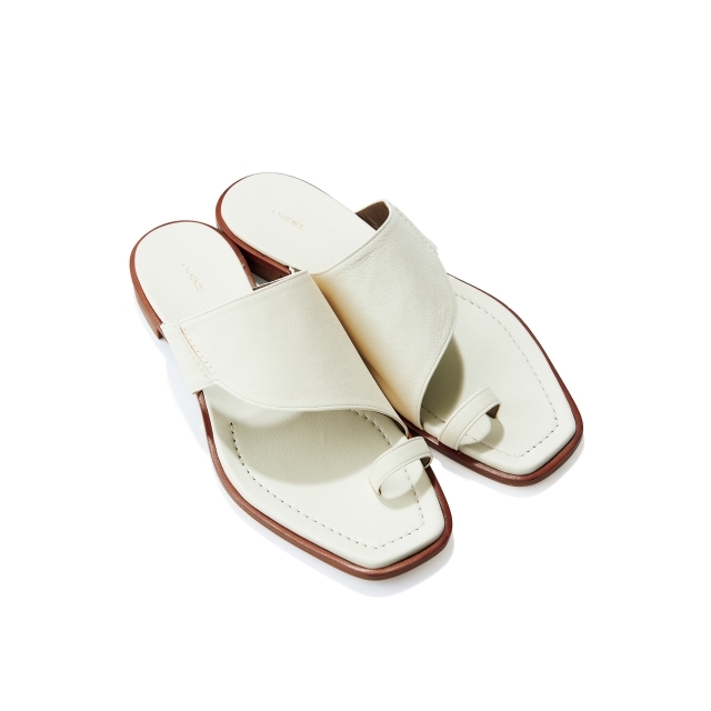 靴(H1.5)¥44,000/ザ・グランドインク(ロランス)
