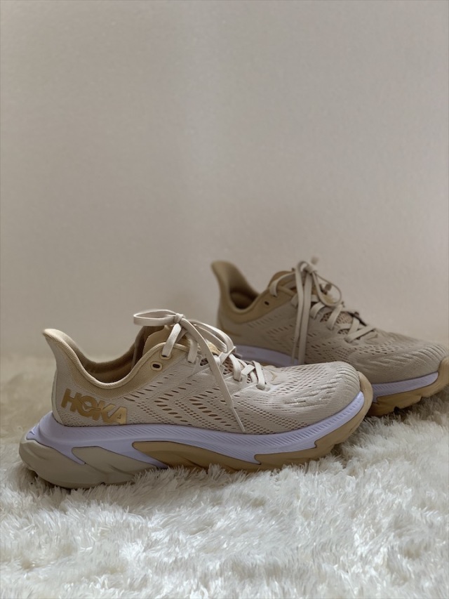 CLIFTON EDGE 22,000yen ( HOKA ONE ONE)